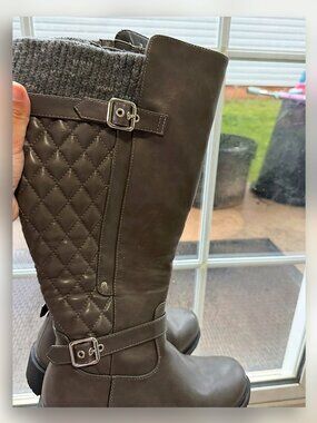 Torrid knee boots